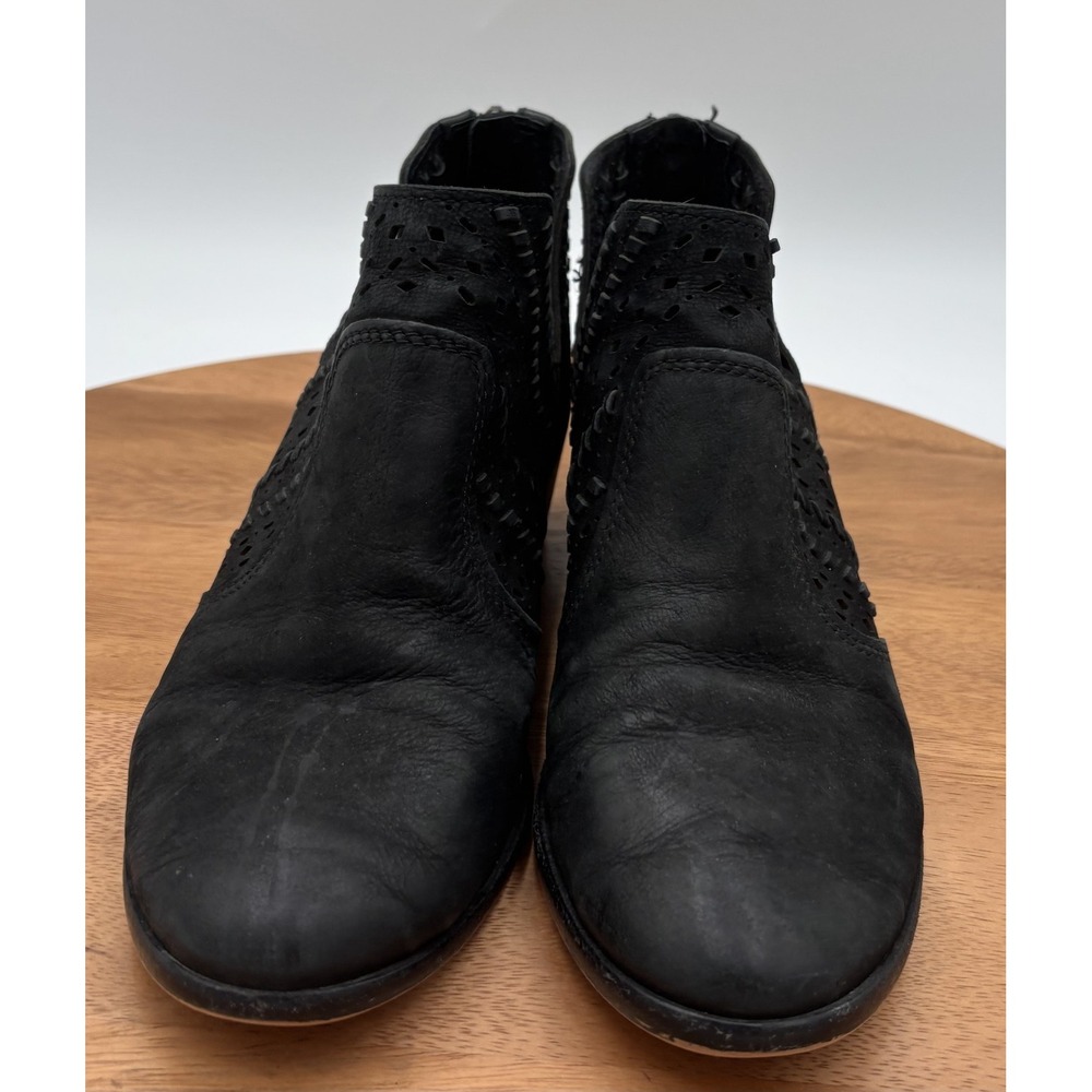 Vince Camuto Women's Prasata Boot Size 7.5M Pointed Block Heel Black Nubuck Zip